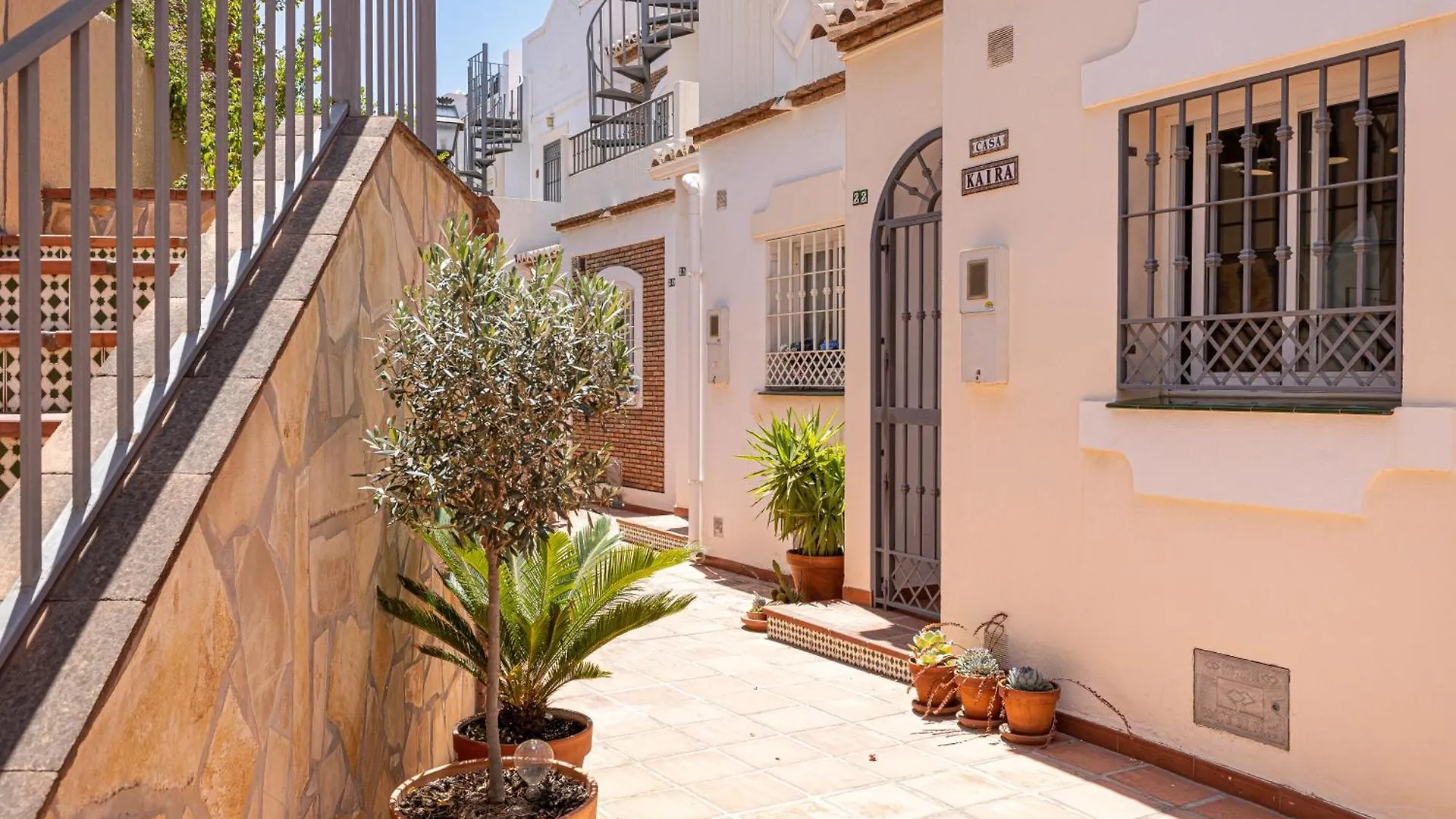 Townhouse Close To Burriana Nerja 0*,